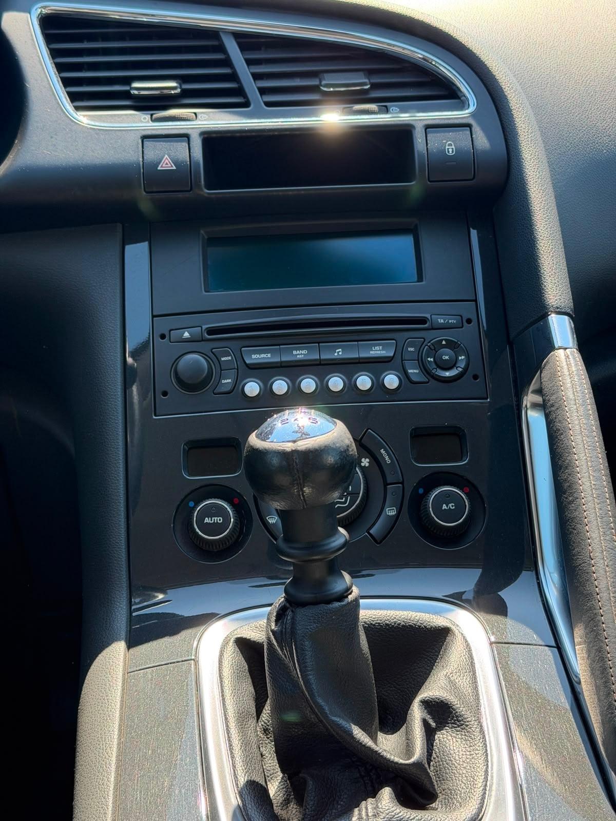 Peugeot 3008 HDi Tecno GARANZIA 12 MESI