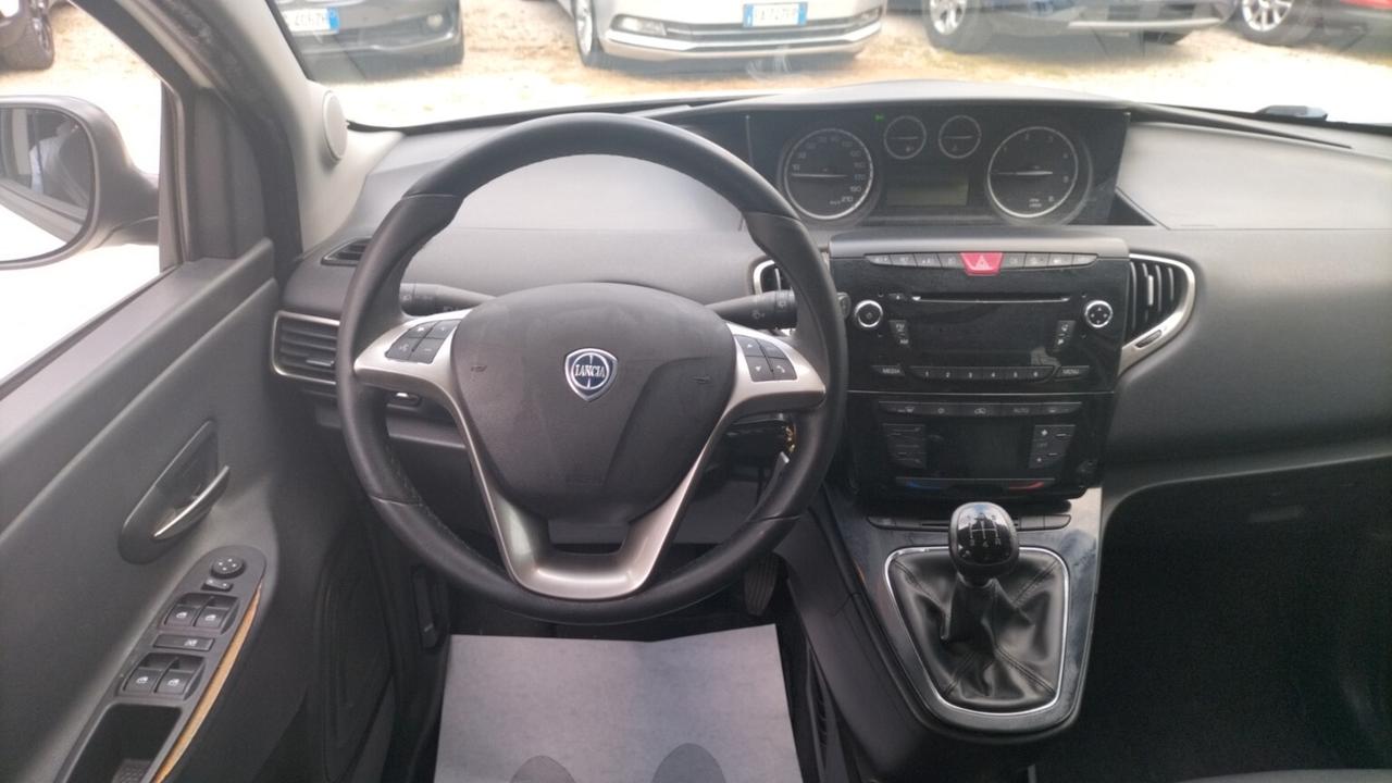 Lancia Ypsilon 1.3 MJT 16V 95 CV PLATINUM
