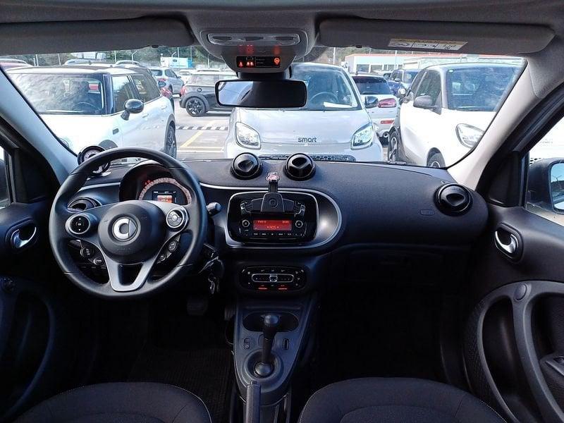 smart forfour 0.9 t. Passion 90cv twinamic my18