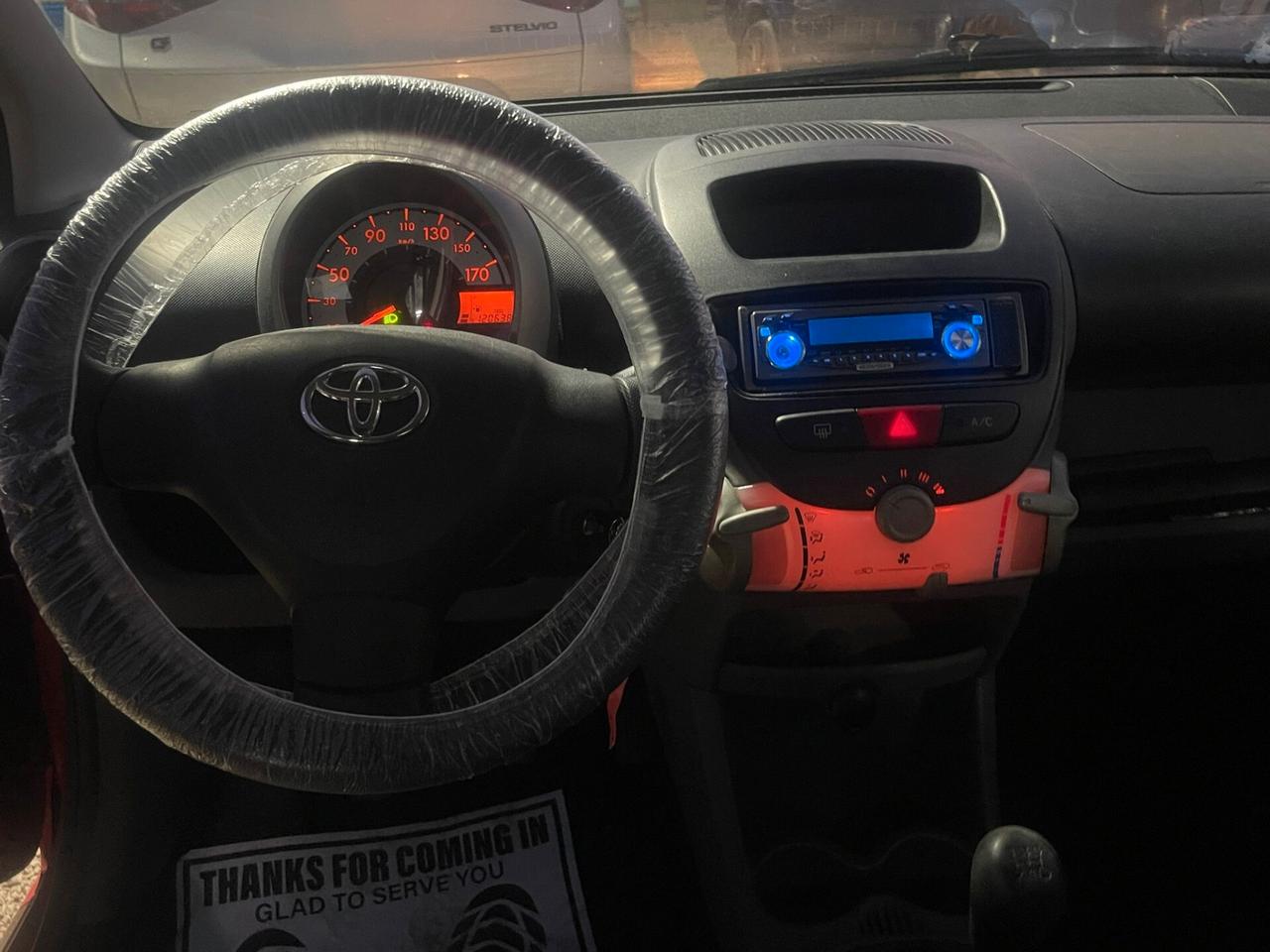 Toyota Aygo 1.0 12V VVT-i 5 porte Sol