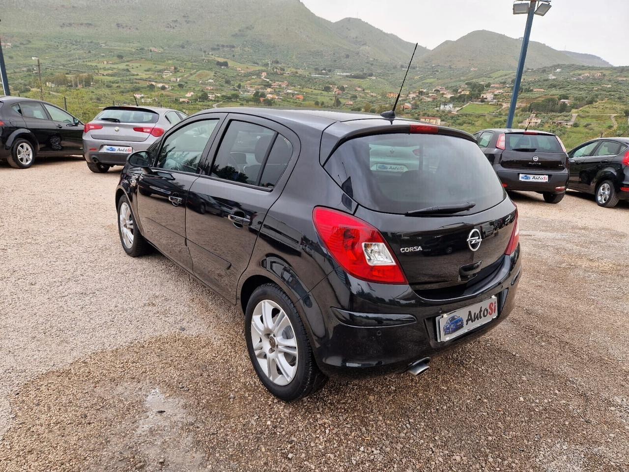 Opel Corsa 1.2 85CV 5 porte GPL-TECH Ecotec