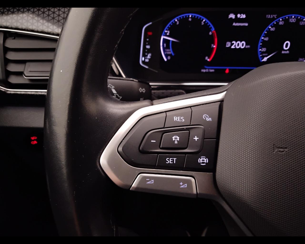 VOLKSWAGEN T-Cross 2019 - T-Cross 1.0 tsi Advanced 110cv