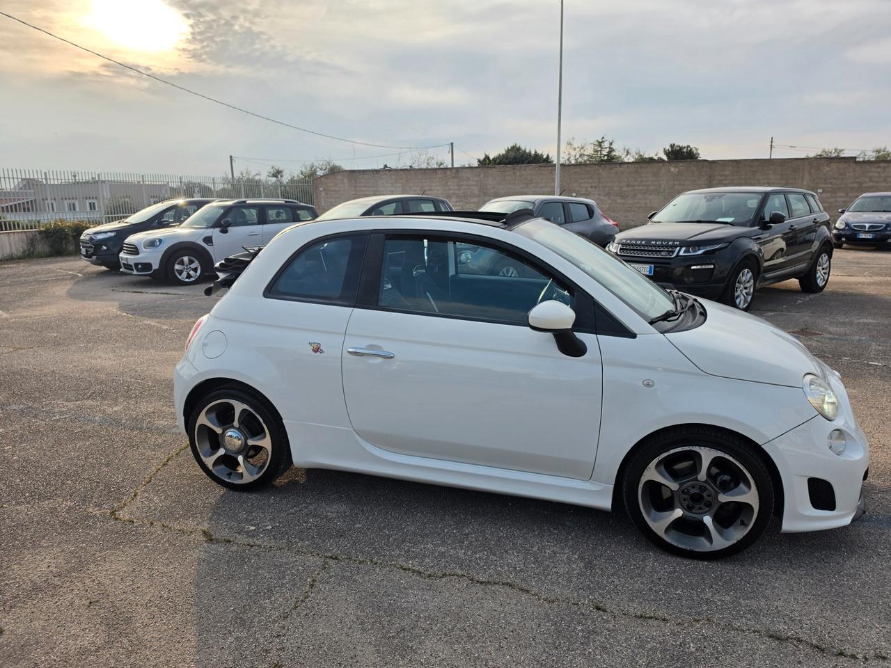 Abarth 500 C 1.4 Turbo T-Jet MTA
