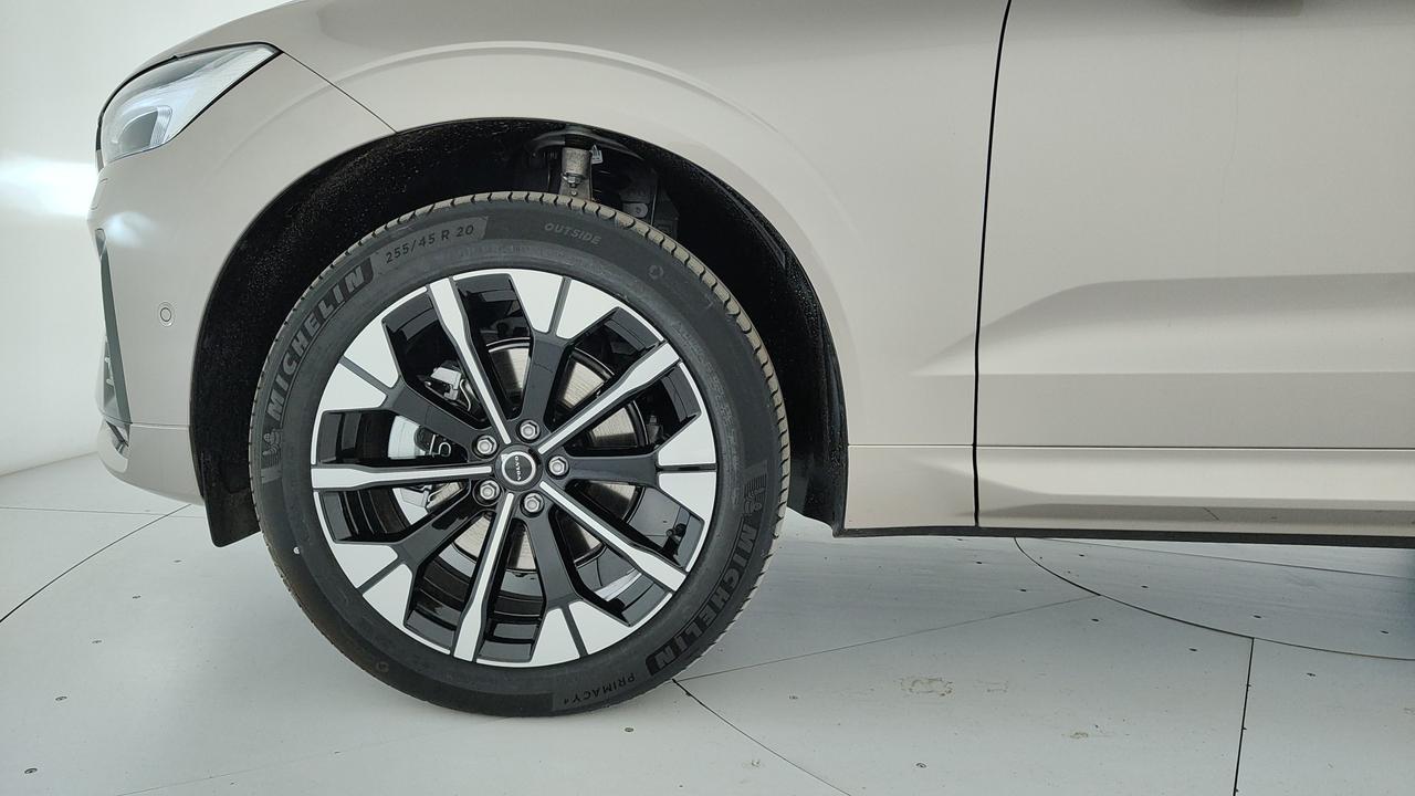 VOLVO XC60 2.0 b5 mhev Ultra Dark awd auto