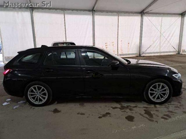 BMW 318 d Touring mhev 48V Business Advantage auto GF581SA