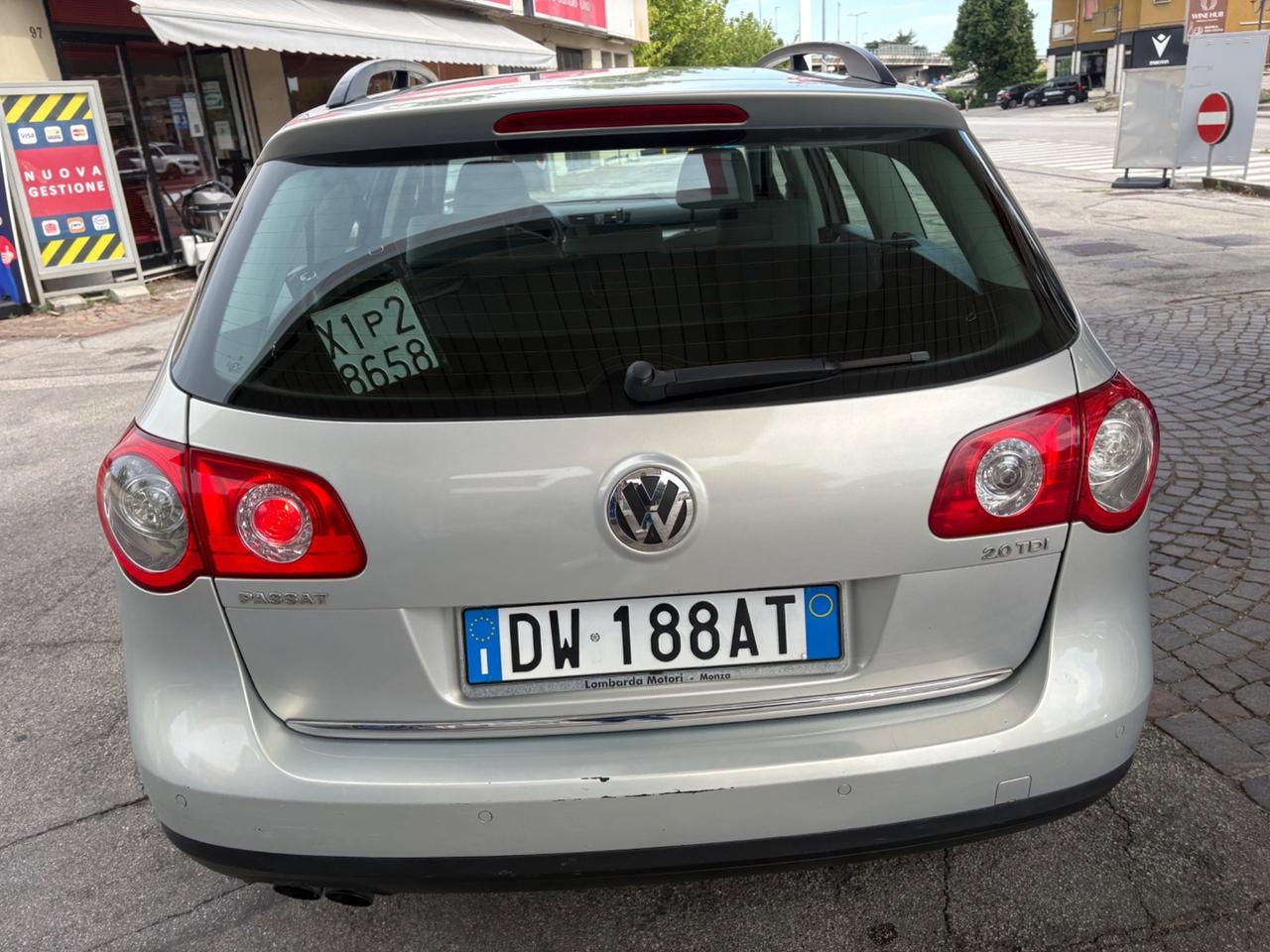 Volkswagen Passat 2.0 TDI . Highline