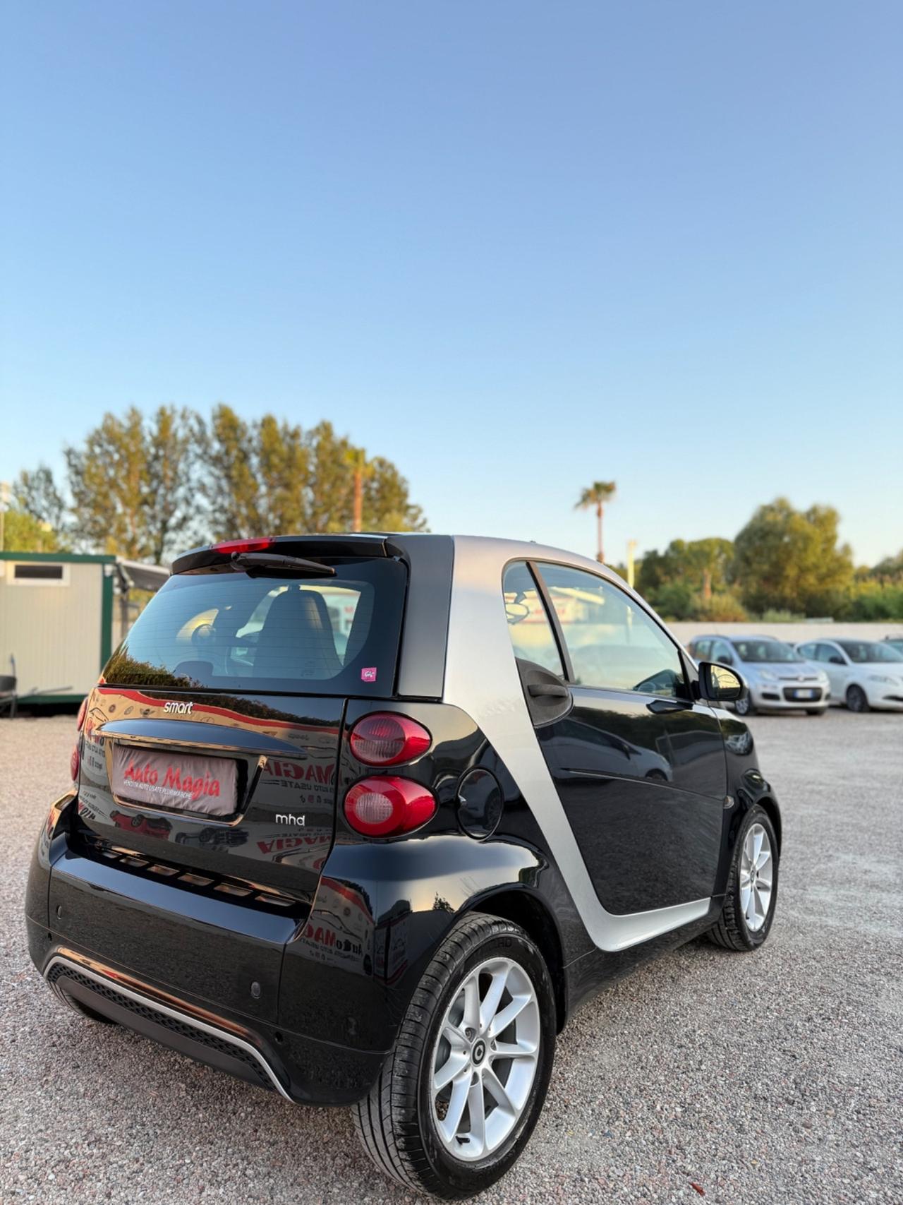 Smart ForTwo 1000 52 kW MHD coupé passion