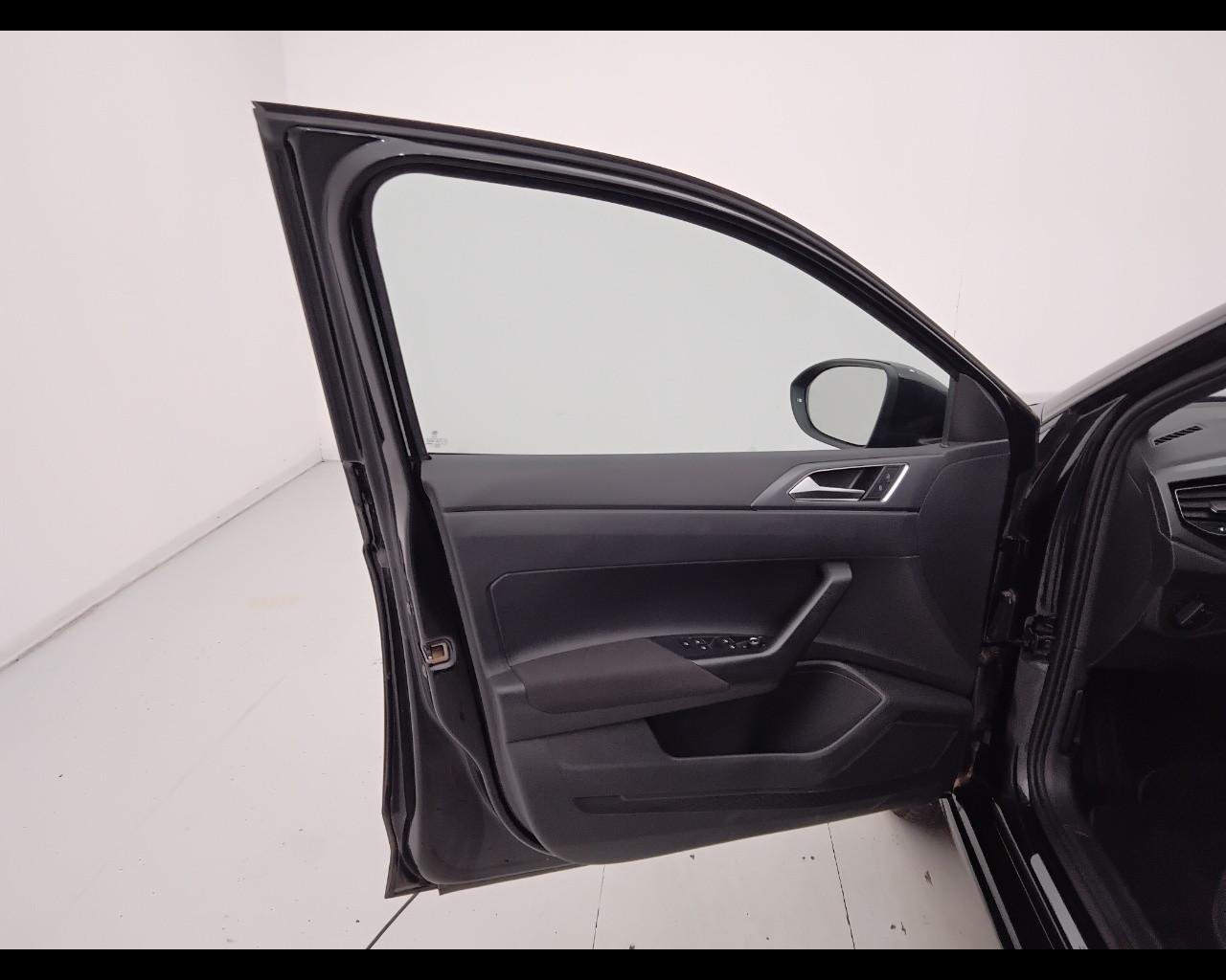 VOLKSWAGEN Taigo - Taigo 1.0 tsi R-Line 115cv dsg