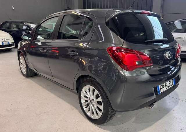 Opel Corsa Bicolor Benzina GPL