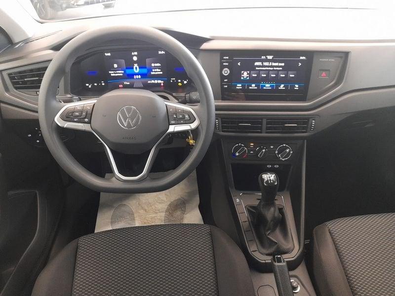 Volkswagen Polo 1.0 Young