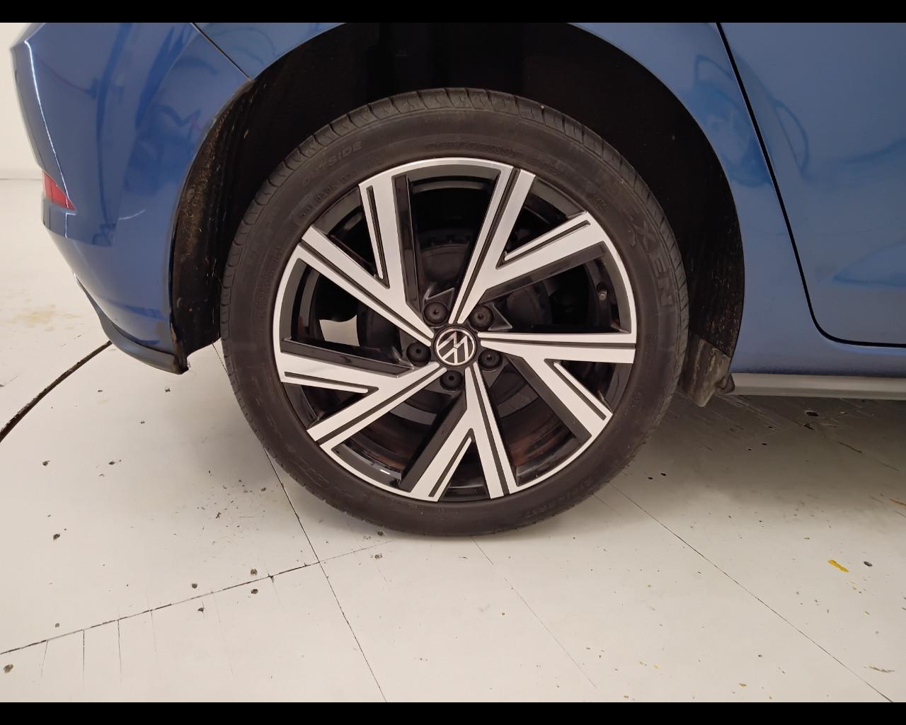 VOLKSWAGEN Polo VI 2022 - Polo 1.0 tsi R-Line 95cv