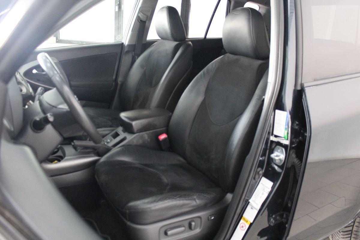 TOYOTA - RAV4 - Crossport 2.2 D-4D 150CV DPF