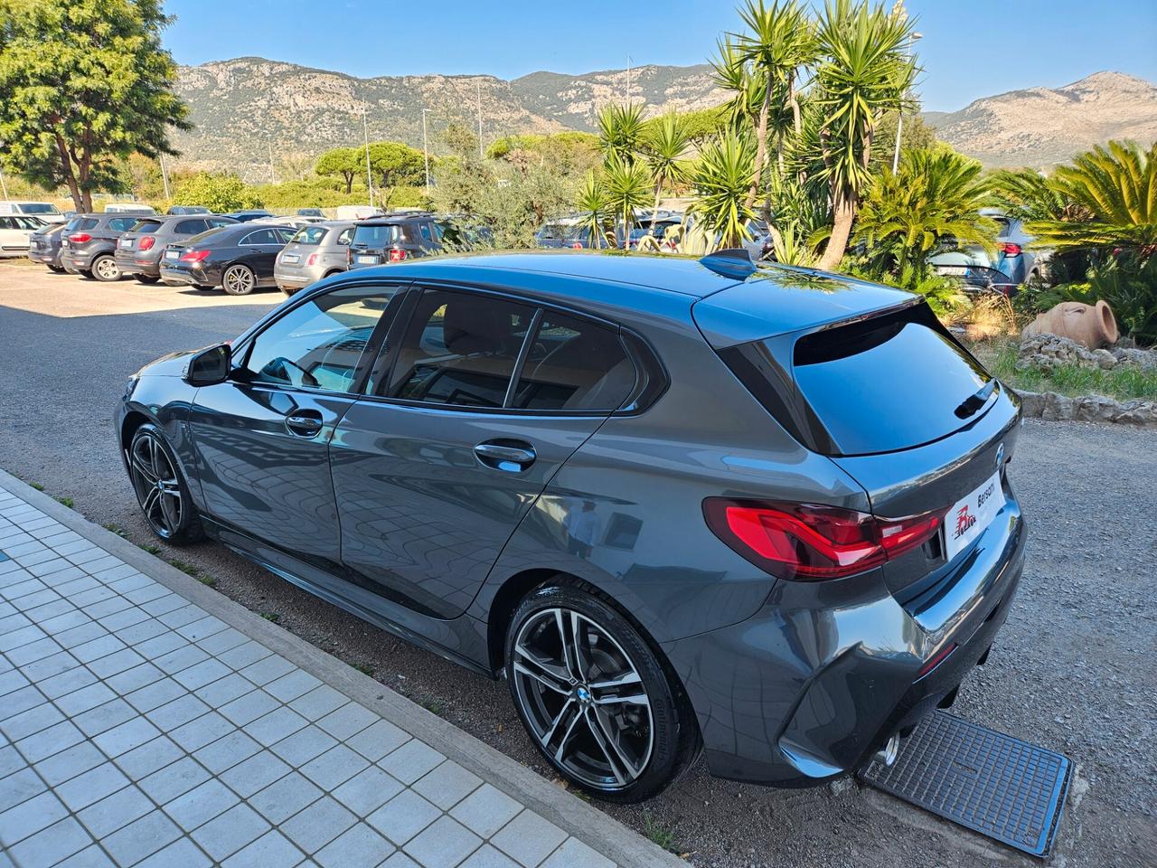 Bmw 118 118d 5p. Msport