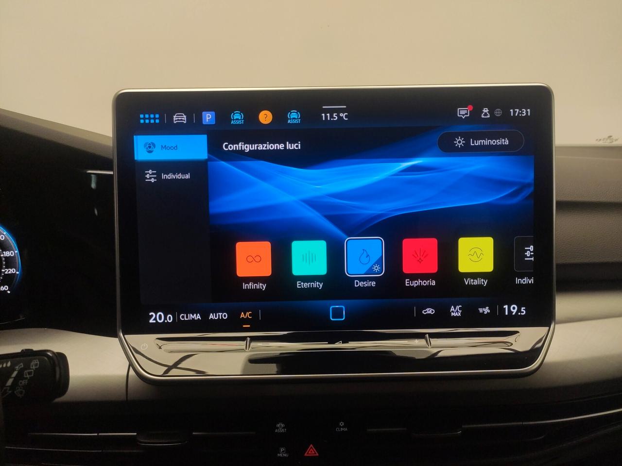 Volkswagen Golf 2.0 TDI 115 CV SCR Life