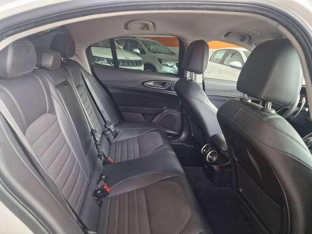 Alfa Romeo Giulia Giulia 2.2 t Super 180cv auto