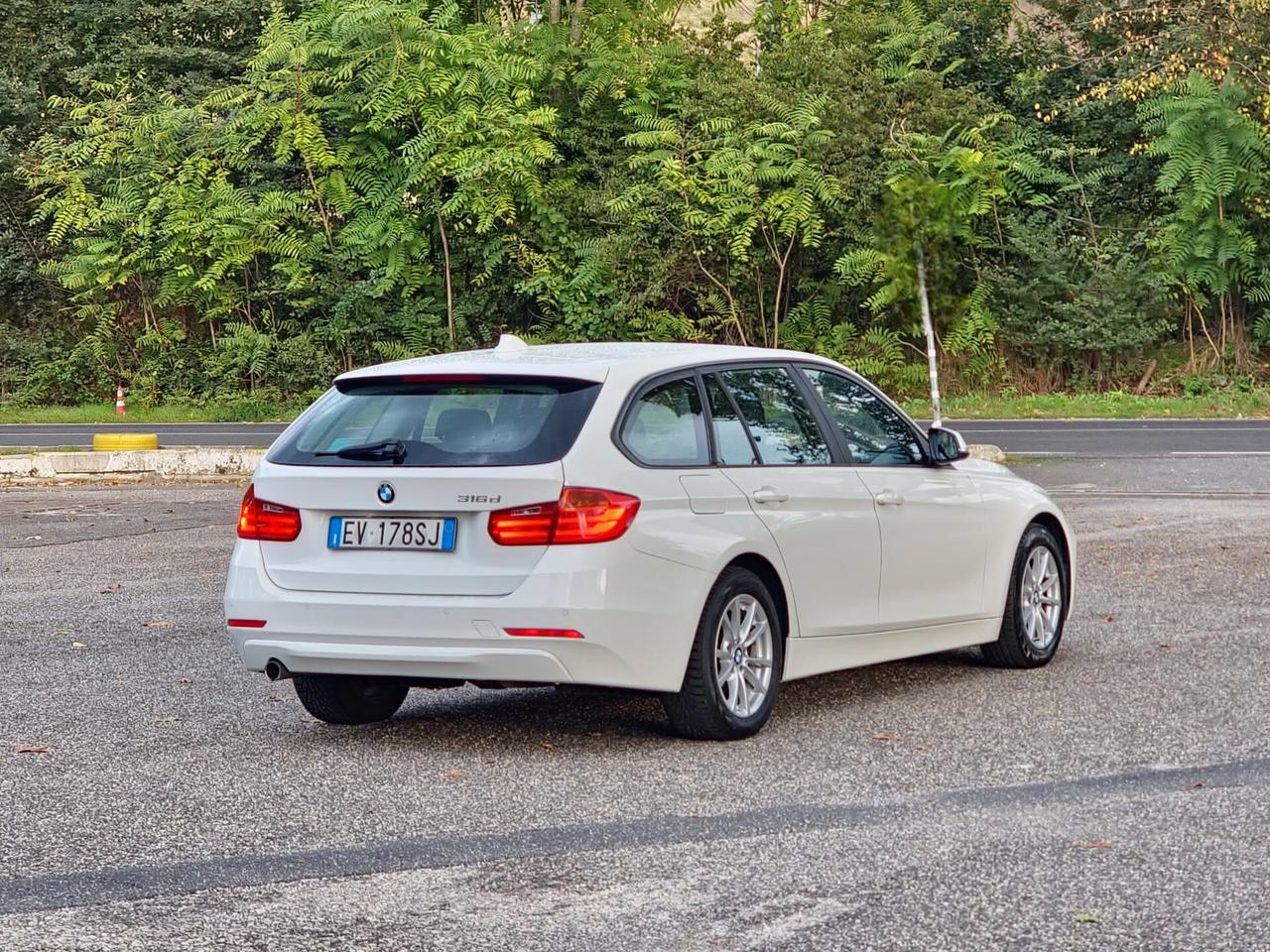 Bmw 316 316d Touring Modern 2014-E5B Manuale