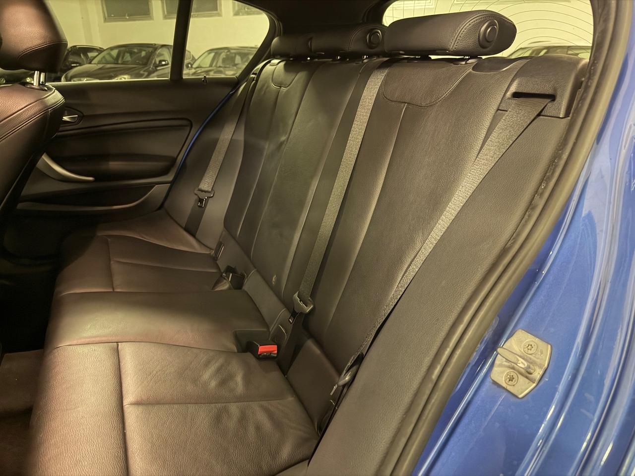 Bmw 118 118d 5p. Msport