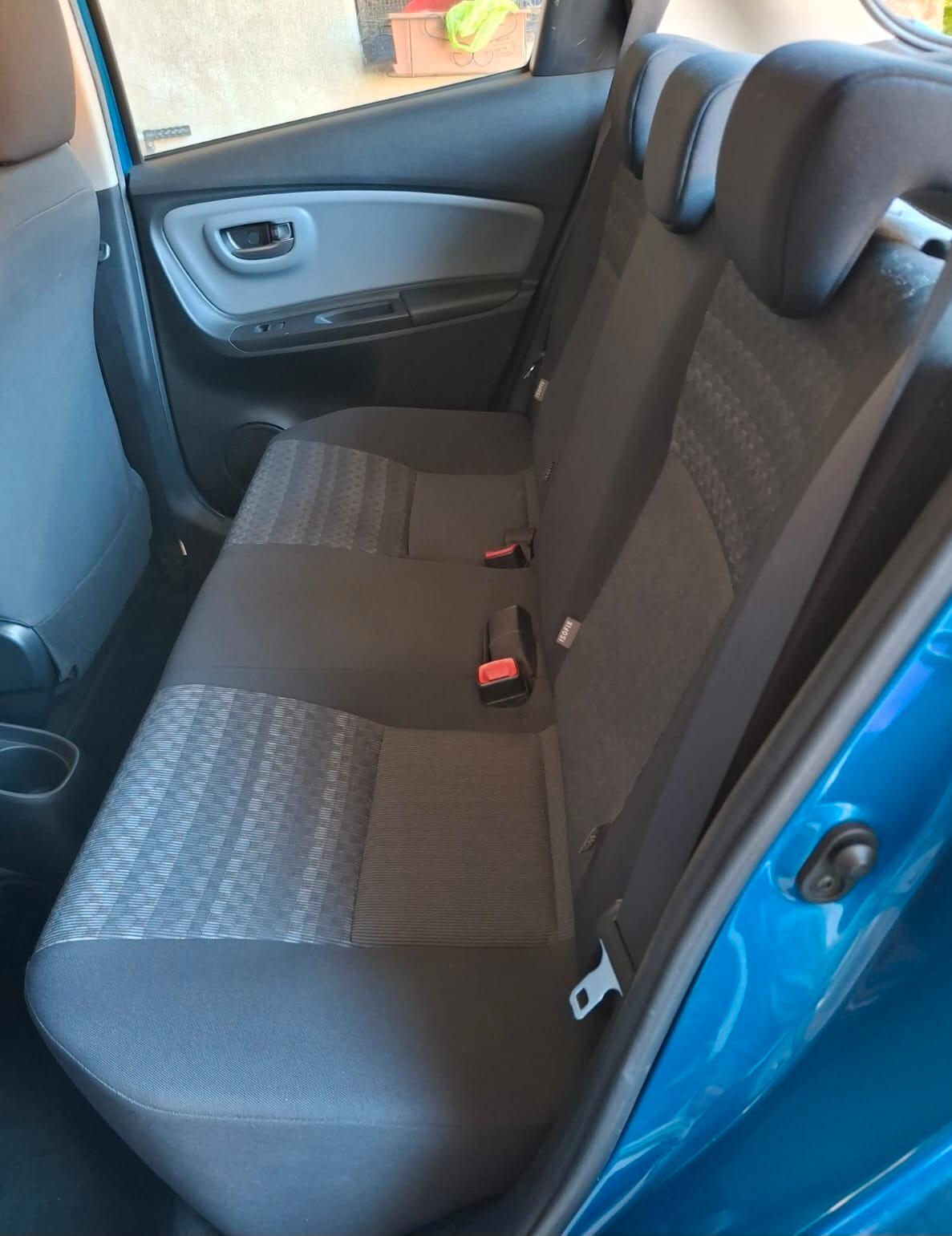 Toyota Yaris 1.0 5 porte Lounge