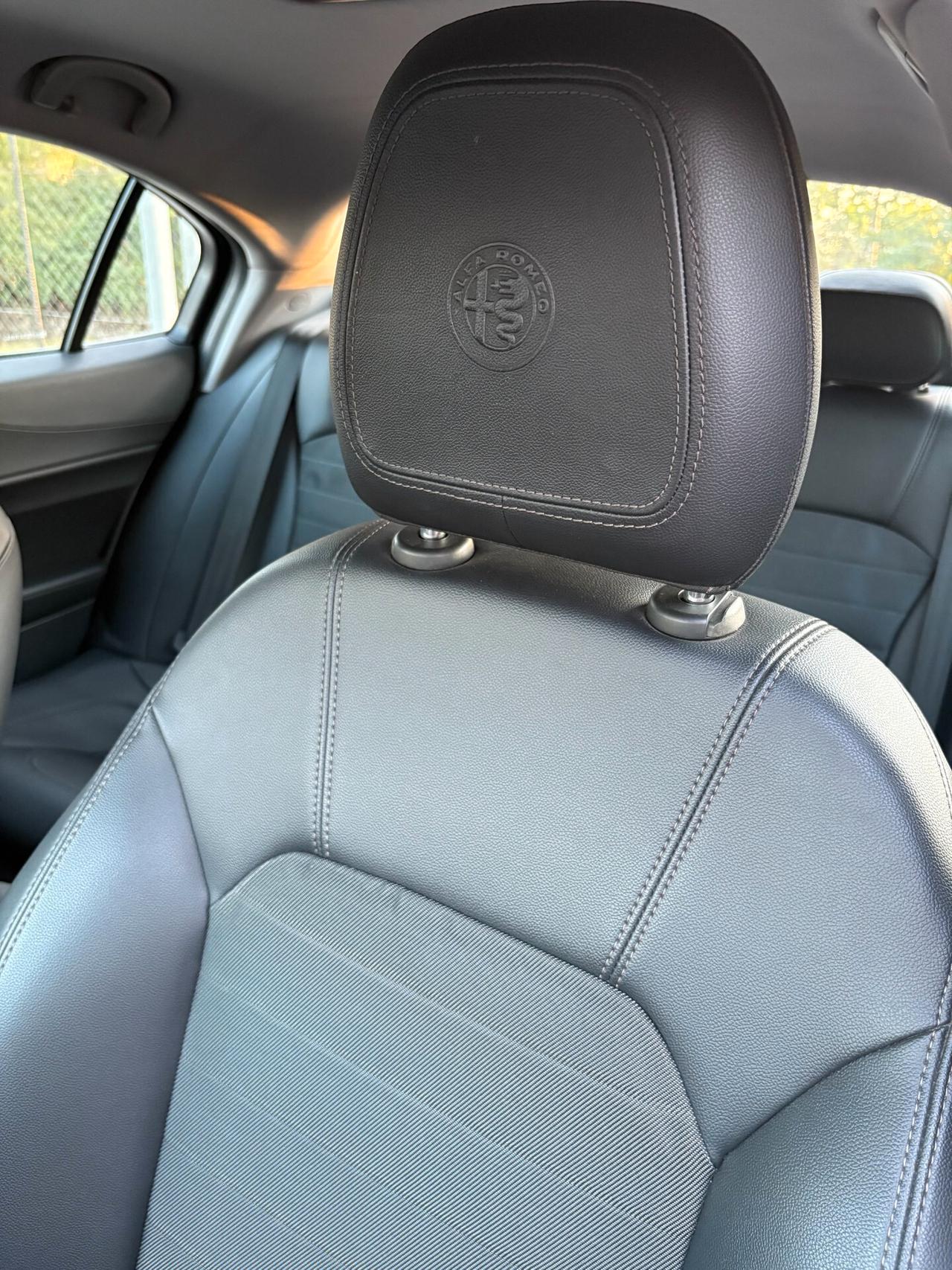 Alfa Romeo Giulia 2.2 Turbodiesel 150 CV Super