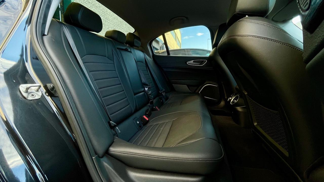 ALFA ROMEO GIULIA 2.2 SUPER AT8 190CV - FULL LED, PELLE, SEDILI RISCALDATI