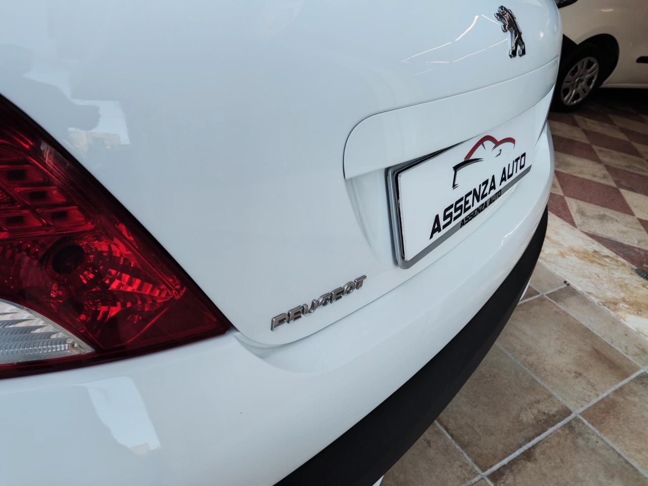 Peugeot 207 1.4 HDi XS Ok neop
