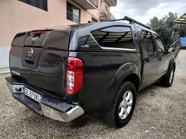 Nissan Navara 2.5 dCi 4p Double Cab LE