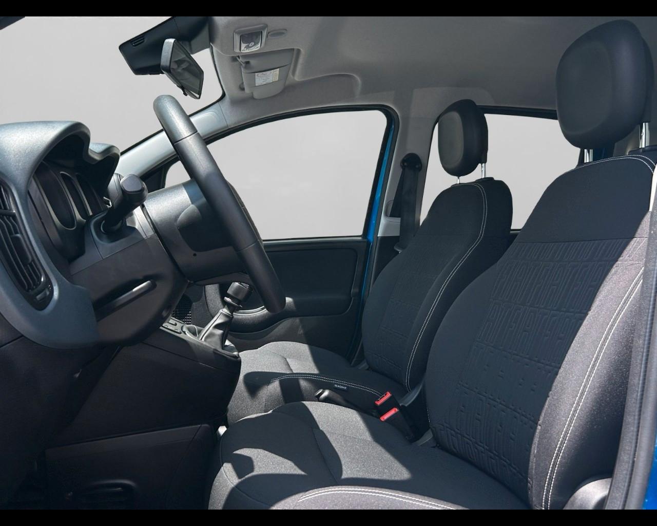 FIAT Panda III 2021 Cross - Panda 1.0 firefly hybrid Cross s&s 70cv 5p.ti
