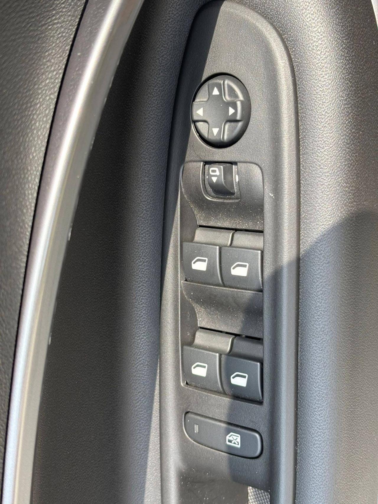 Fiat 600 Hybrid 110 CV DCT MHEV Sport Edizione Milano Cortina 26