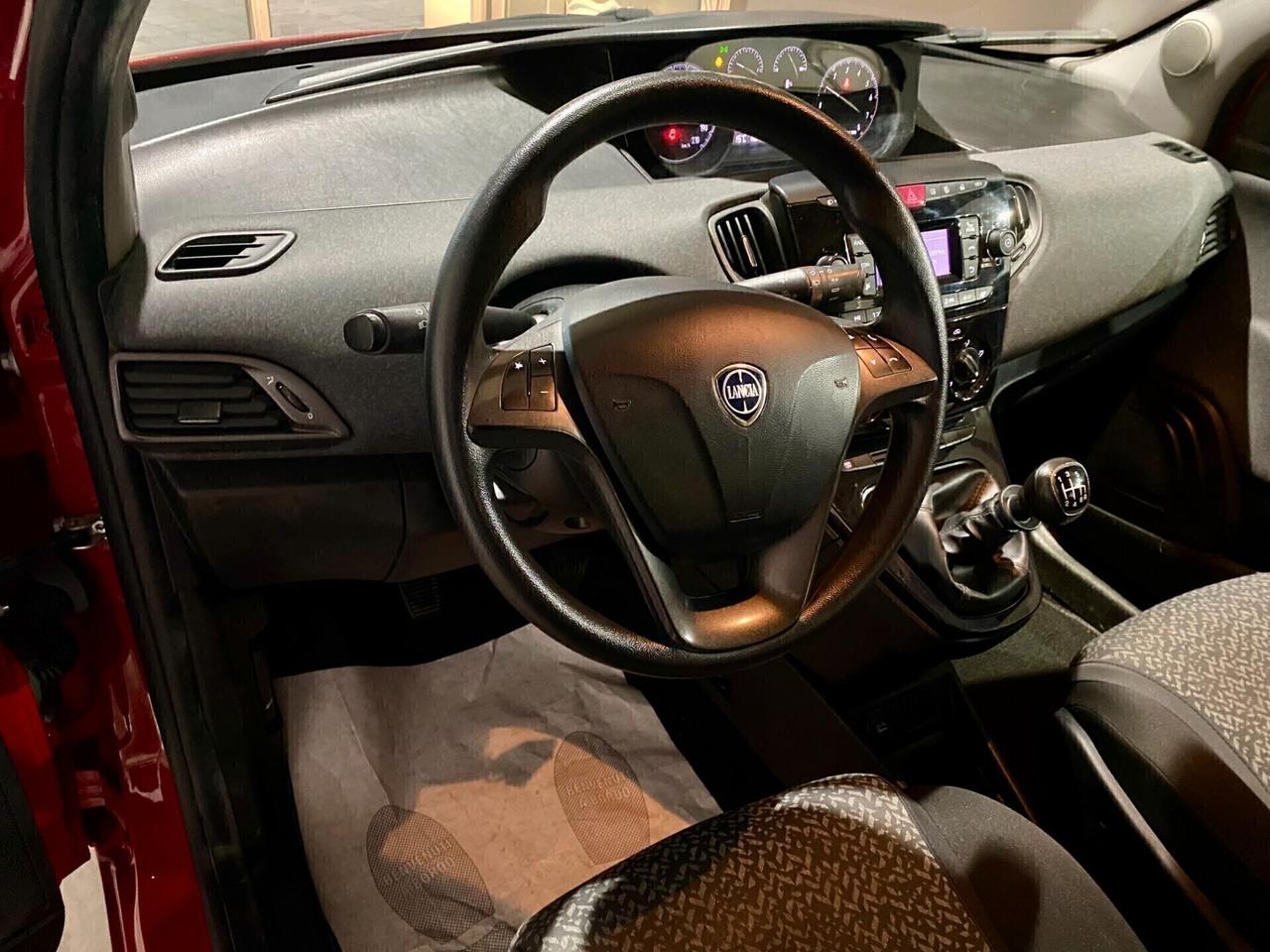 Lancia Ypsilon 1.0 FireFly 5 porte S&S Hybrid-2021