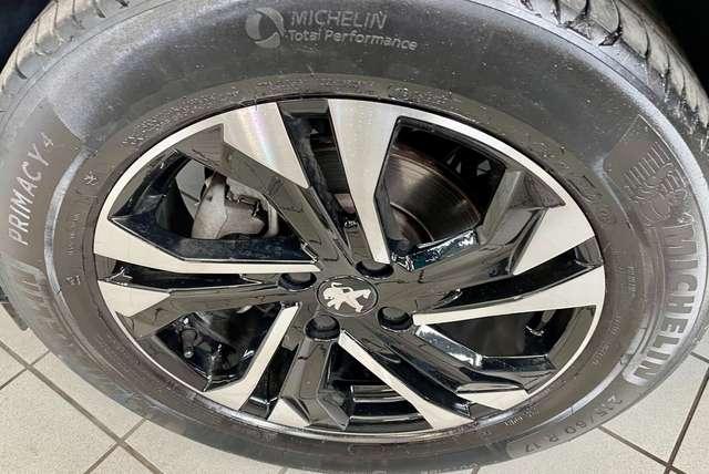 Peugeot 2008 1.2 puretech 130cv GT Line