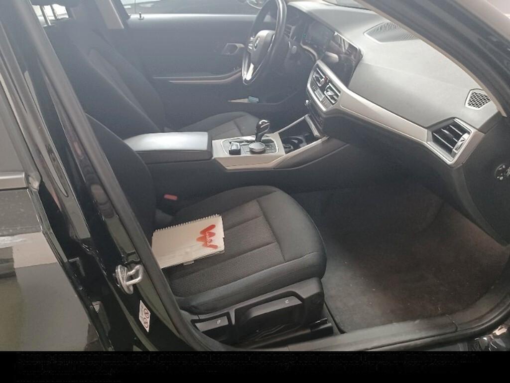 BMW 318D TOURING 150CV STEPTRONIC 48V BUSINESS ADVANTAGE ( FARI LED - BMW DIGITAL COCKPIT - CLIMA TRIZONA - NAVI - PDC )