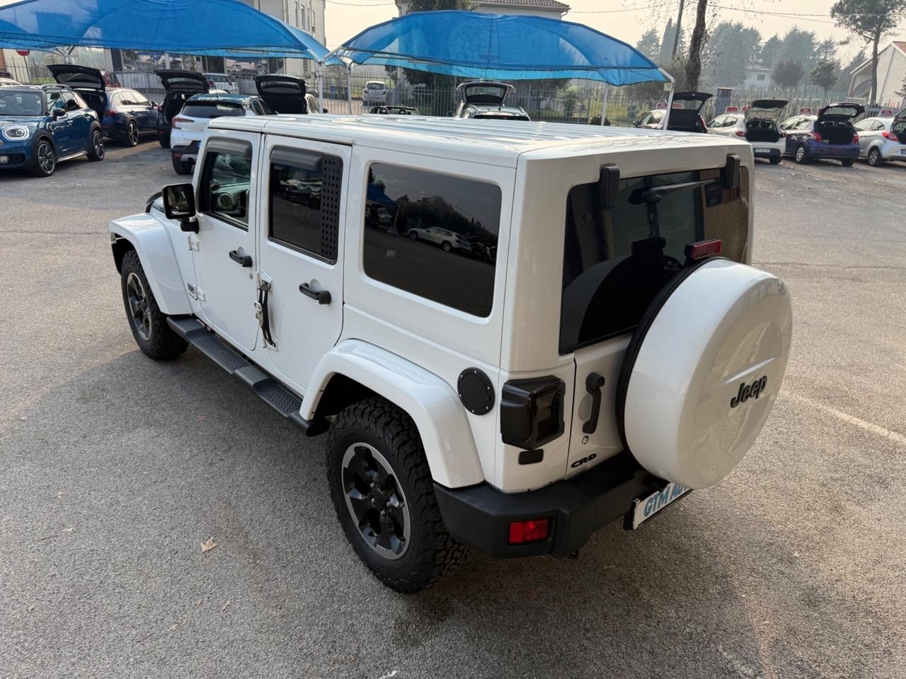 Jeep Wrangler Unlimited 2.8 CRD DPF Sahara Auto