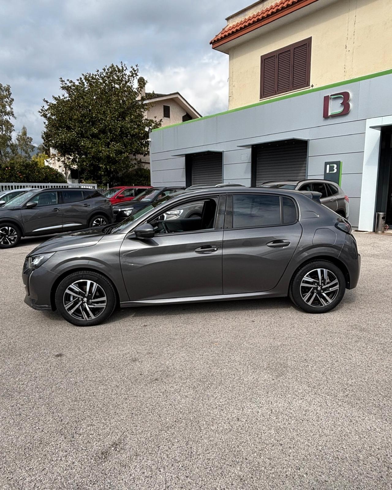 Peugeot 208 1.2 100HP Start&Stop 5 porte Allure