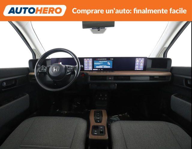 HONDA e Advance 17