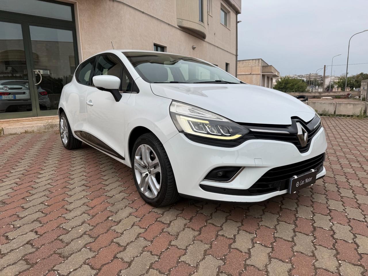 Renault Clio IV 2017 1.5 dci energy Intens 75cv FullLed Navi RetroCam Pelle