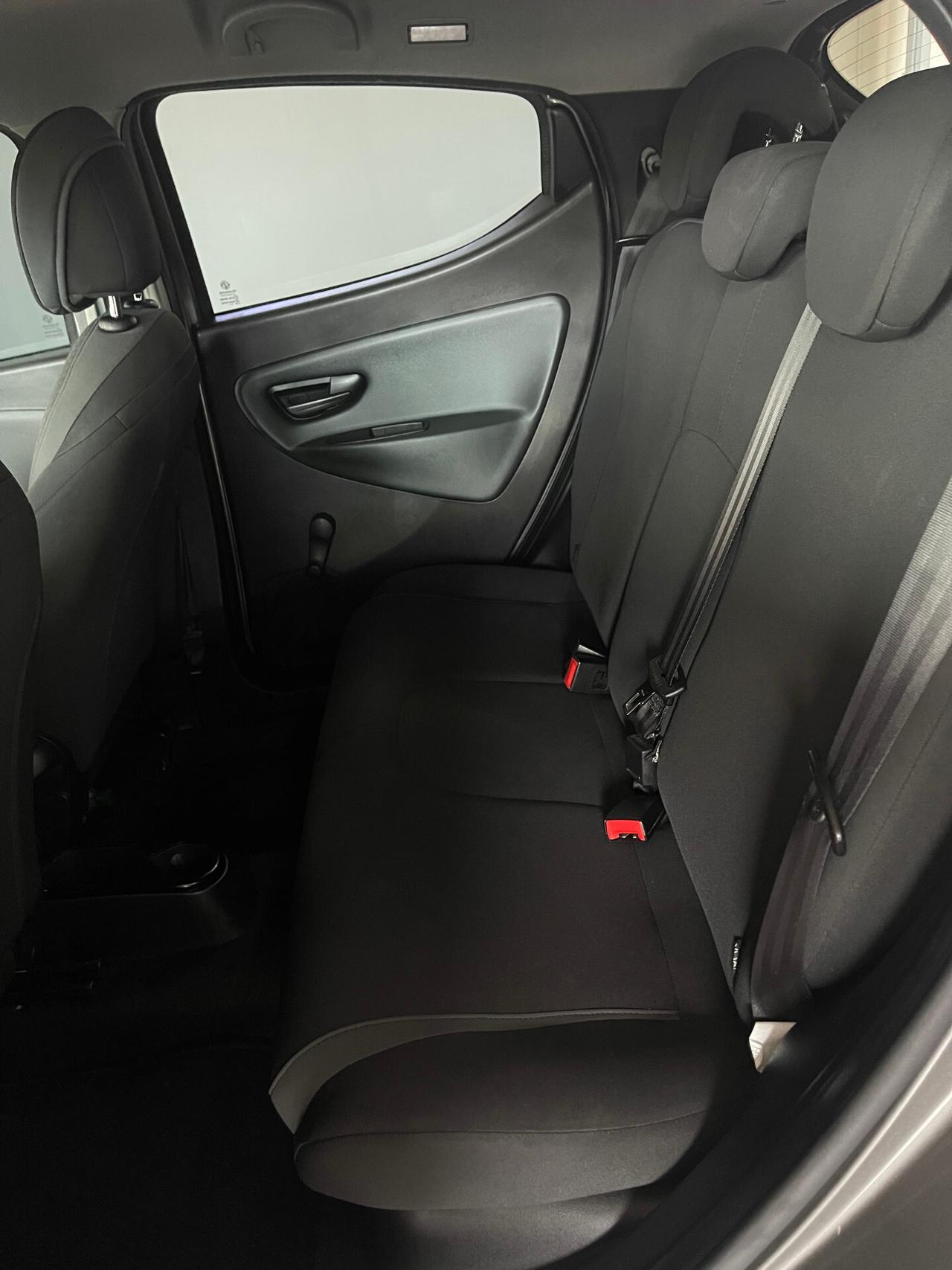 Lancia Ypsilon 1.2 69 CV 5 porte GPL Ecochic Gold