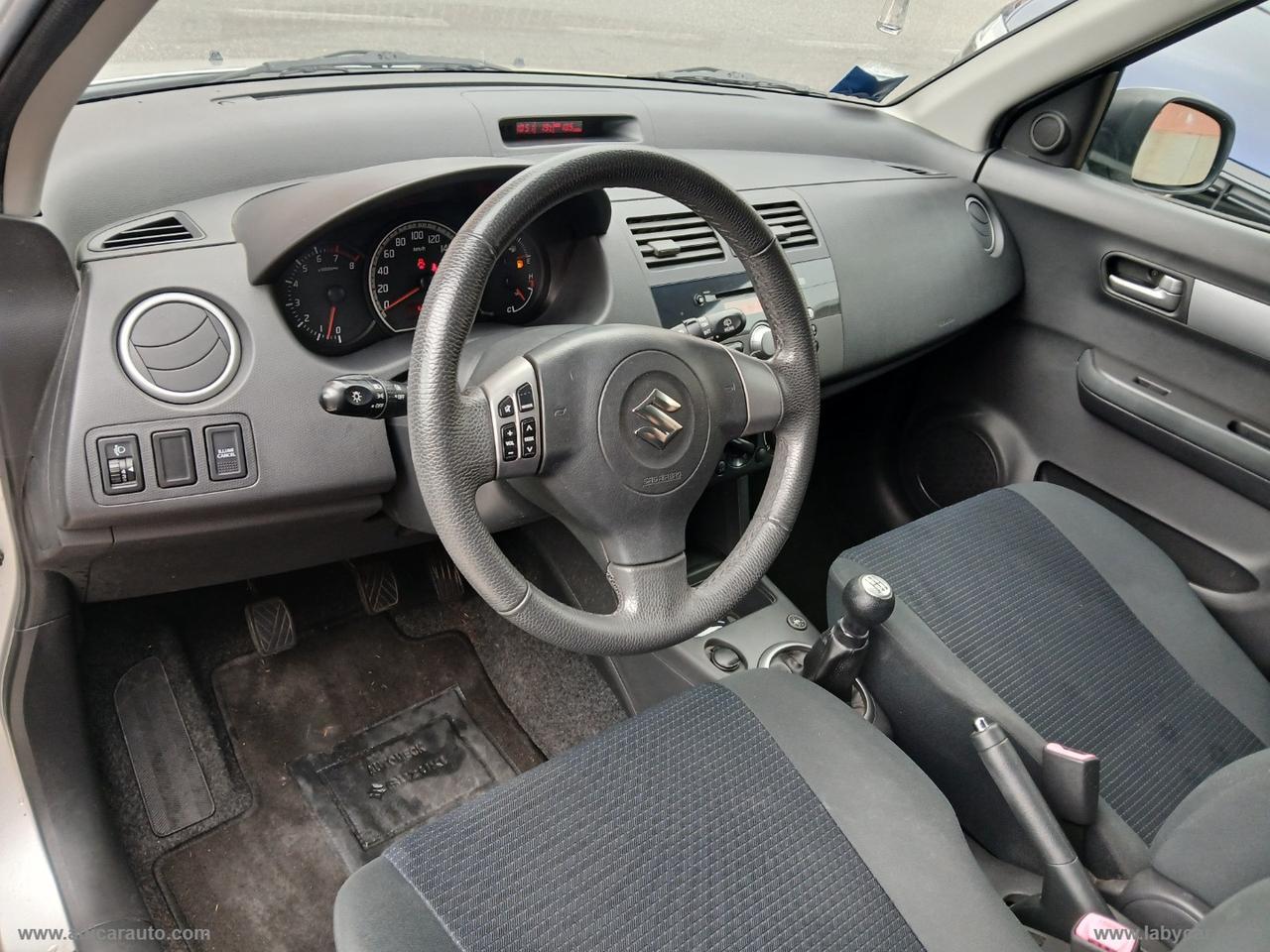 SUZUKI Swift 1.3 GPL 5p. GL