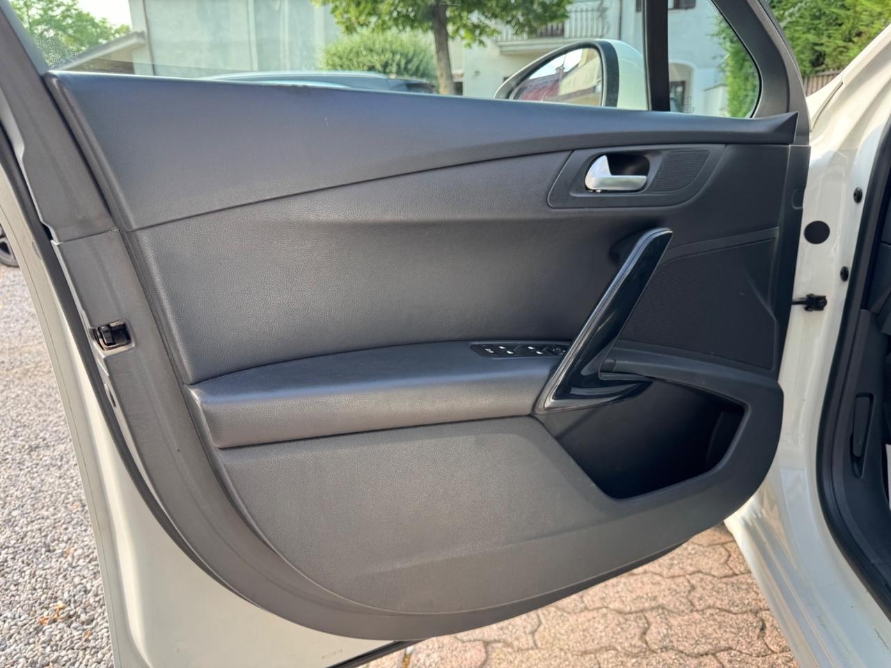 Peugeot 508 2.2 HDi 204CV aut. SW Ciel GT