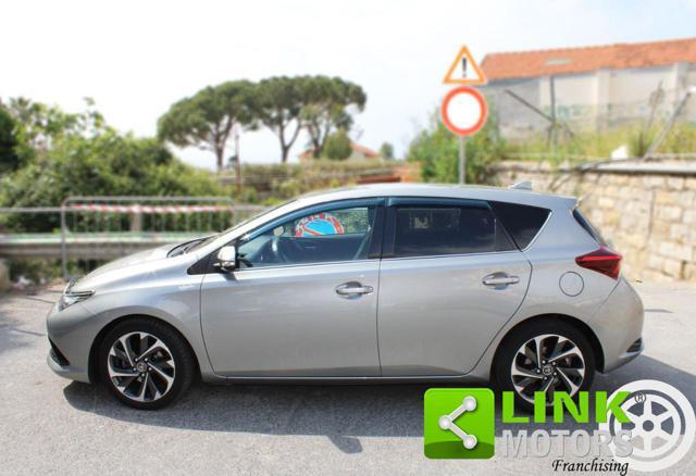 TOYOTA Auris 1.4 D-4D Active