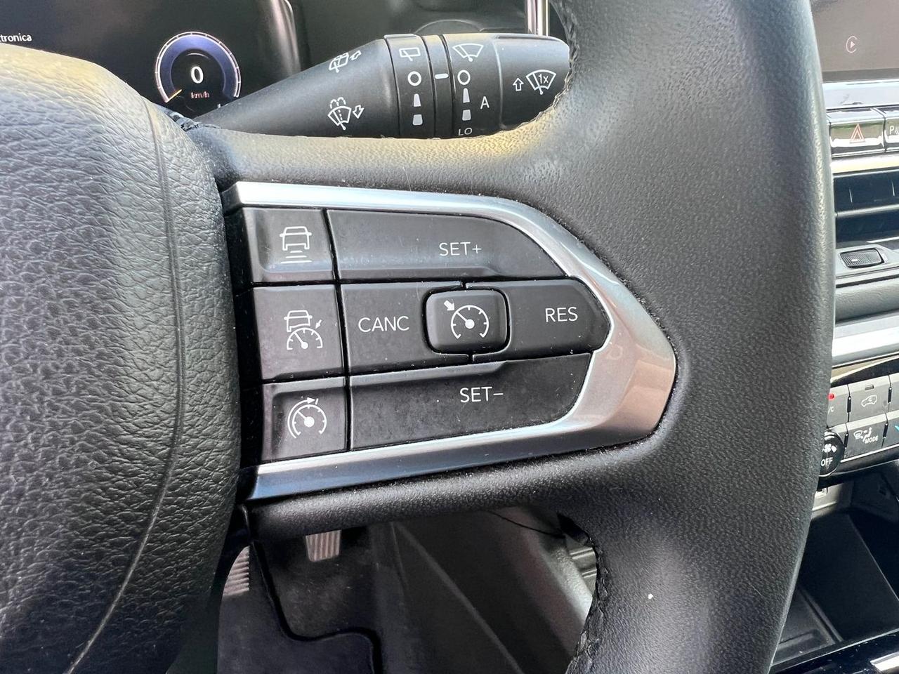 Jeep Compass 1.6 Multijet Limited #10523