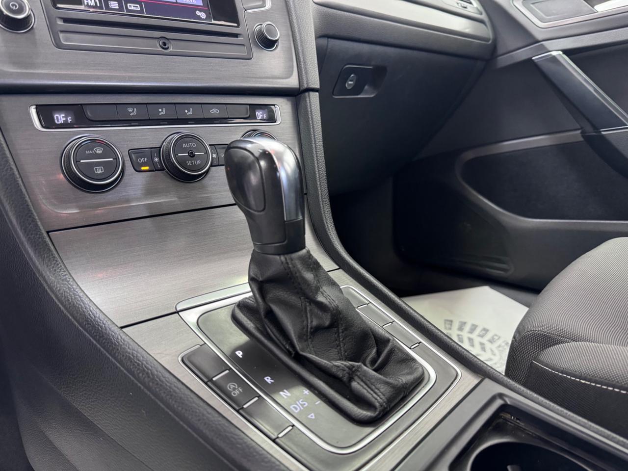 Volkswagen Golf Business 1.6 TDI DSG 5p. Highline BlueMotion Technology