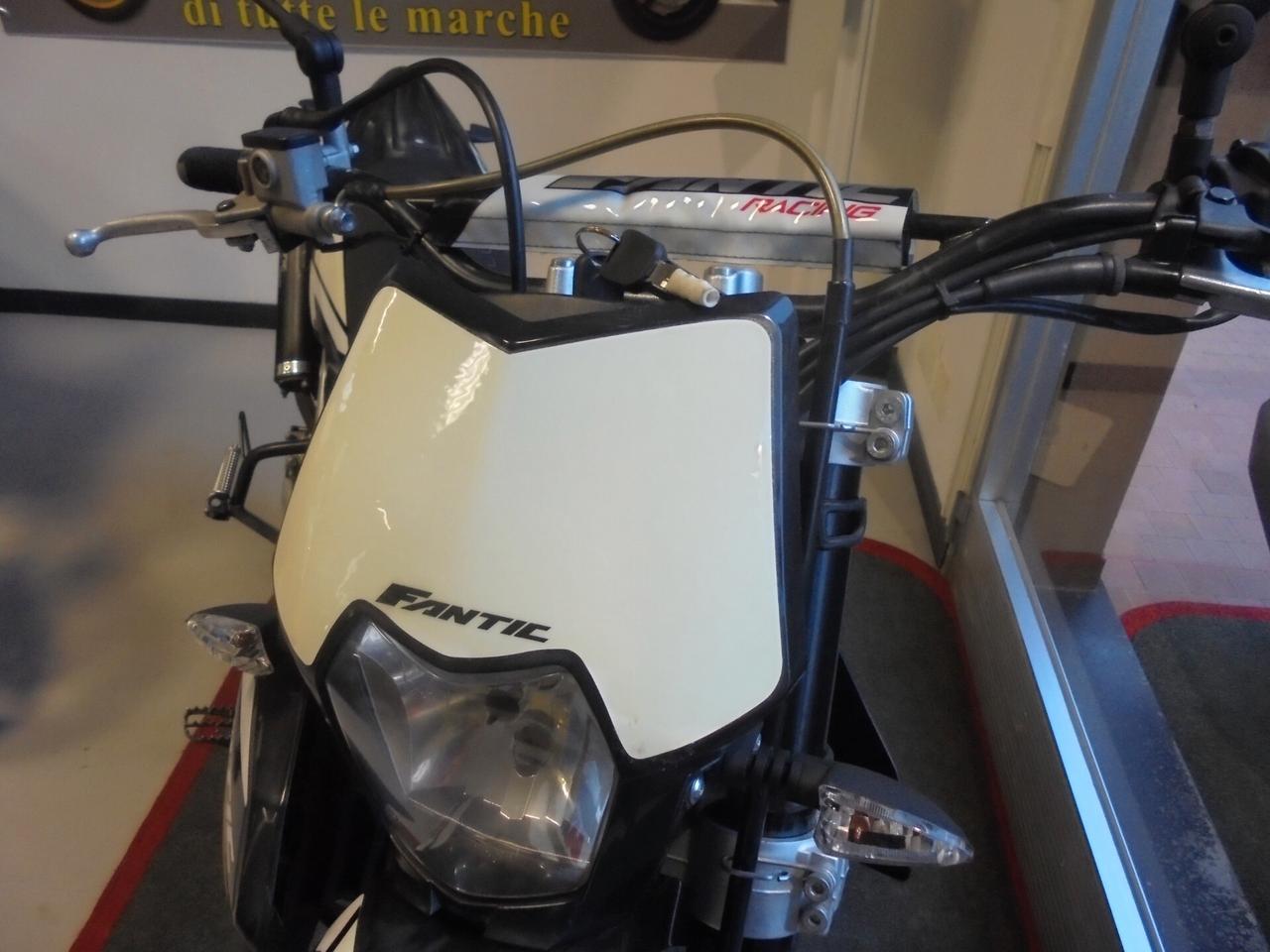 Fantic Motor Motard 50 PERFORMANCE