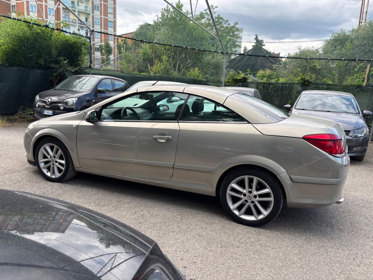 Opel Astra TwinTop 1.6 16V Cosmo CABRIO