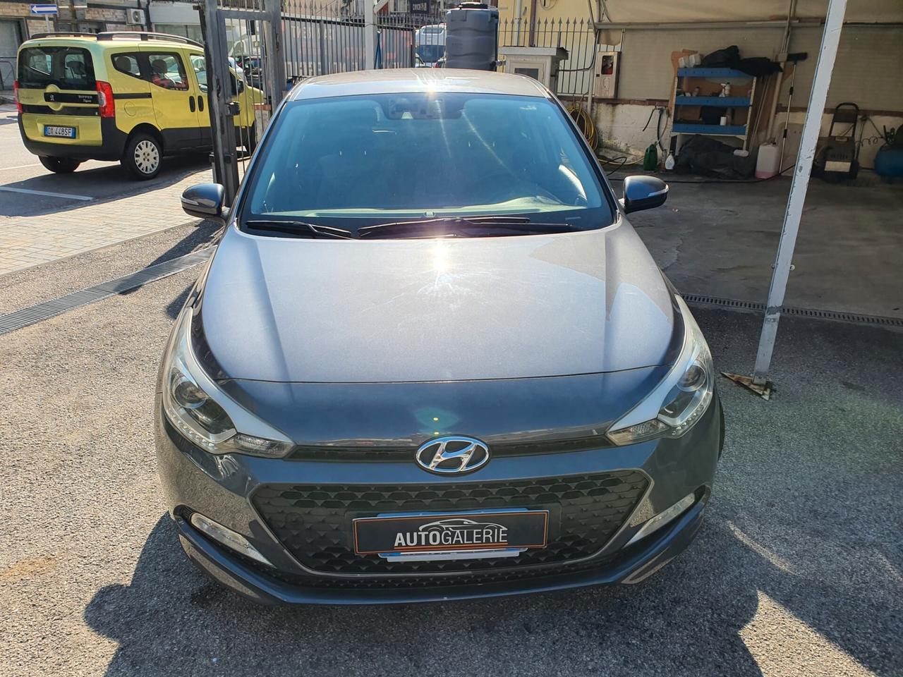 Hyundai i20 1.1 CRDi 12V /"73.000km!!!"