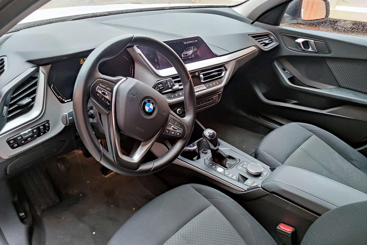 BMW 118d 5p. Business Advantage