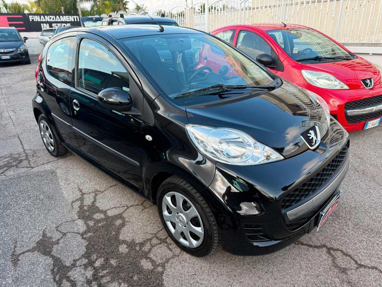Peugeot 107 1.0 68CV 5p. Desir
