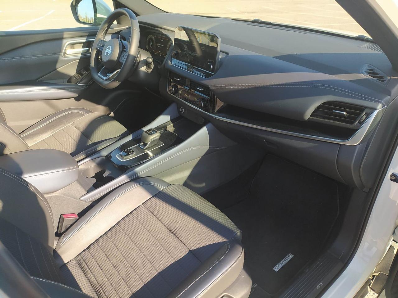 Nissan Qashqai N-Connecta 1.3 DIG-T MHEV #9959