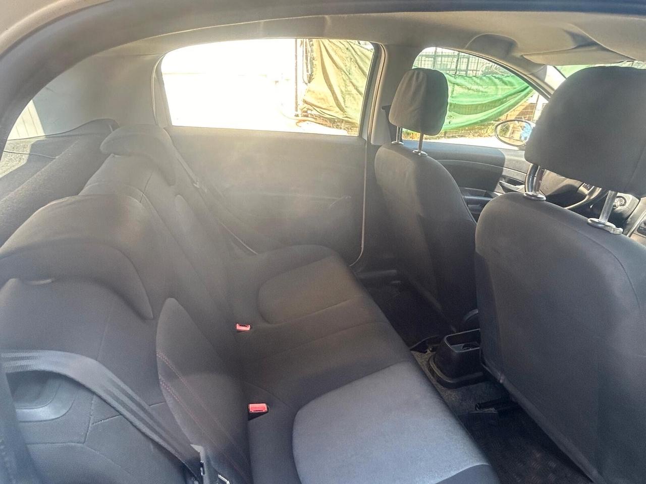 Fiat Punto 1.3 MJT 75cv 2013 ok neopatentati