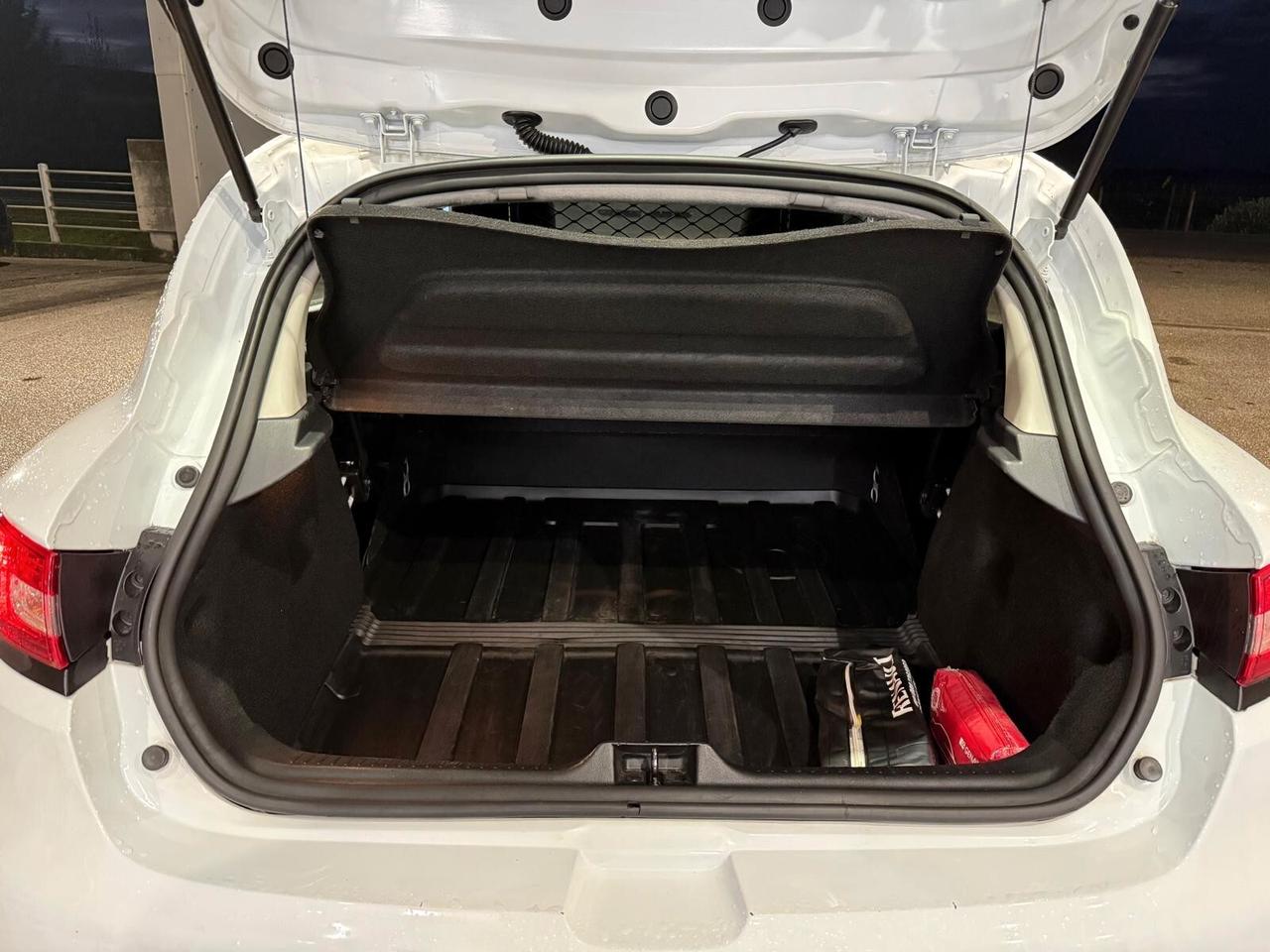 Renault Clio 1.5 Diesel Autocarro Neopatentati