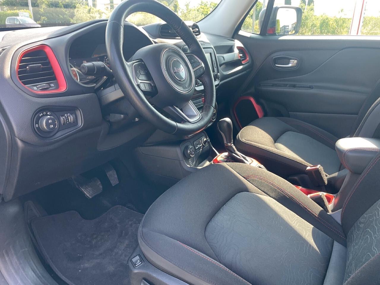 Jeep Renegade 2.0 Mjt 170CV 4WD Active Drive Low Trailhawk
